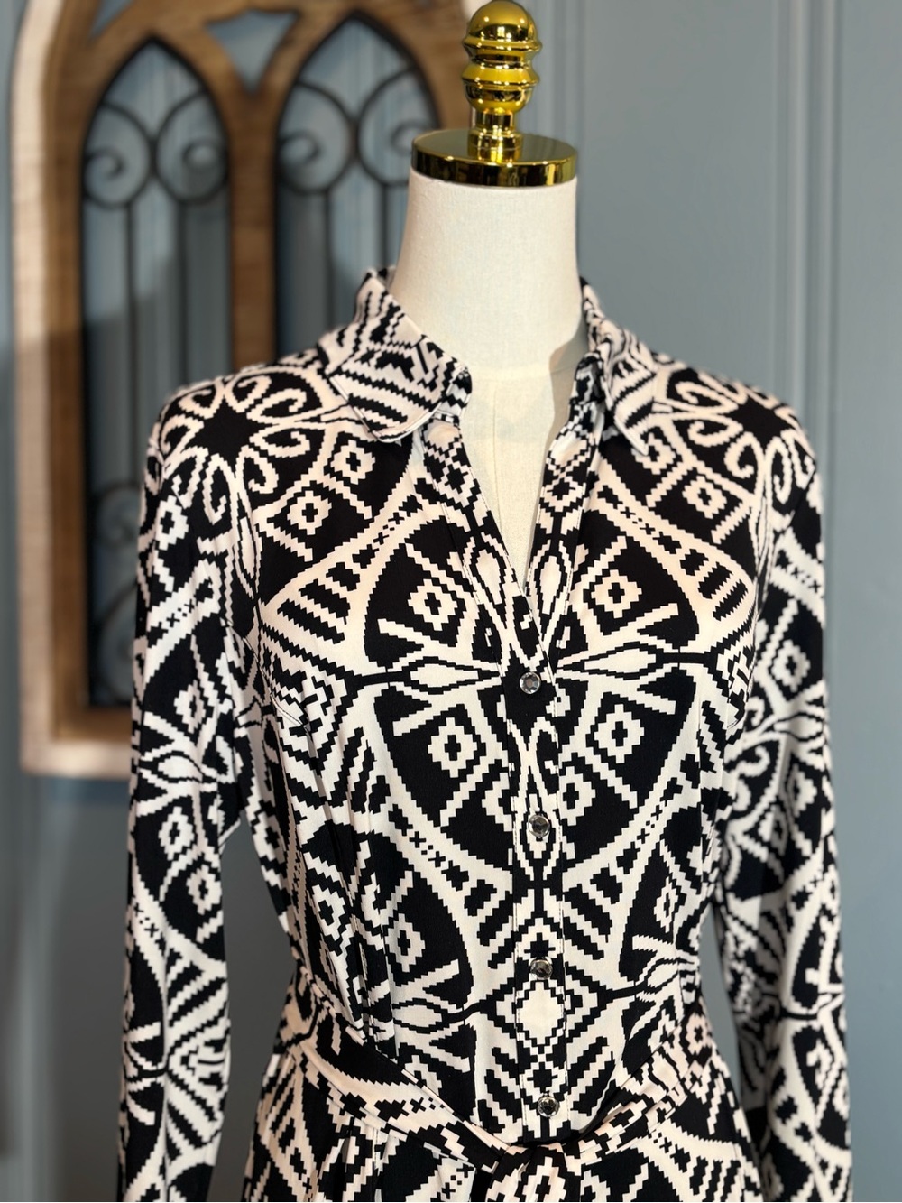 EUC INC Mob Wife Heritage Old Money Women's Geometric Shirt Dress Black White XL
